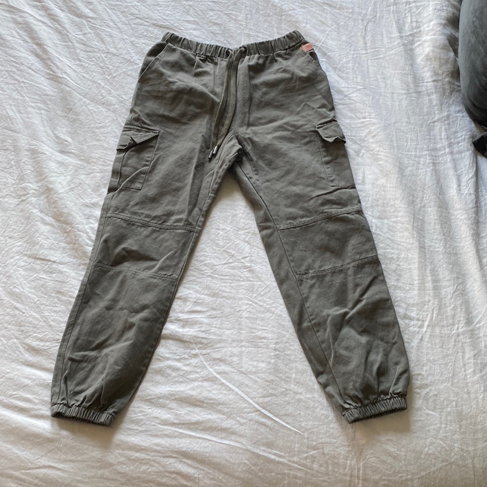 Cargo pants, brand unknown in size about x-small